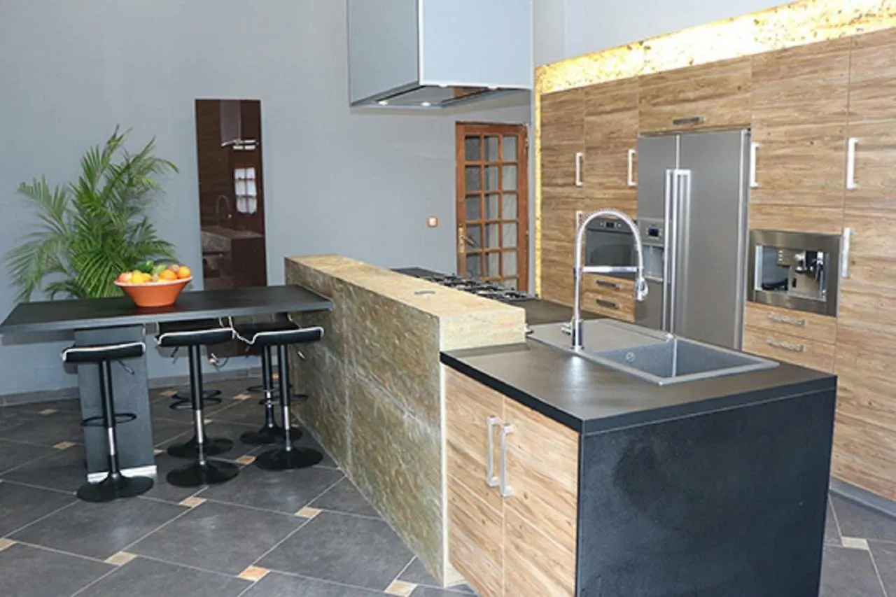 Chateau Keranno Hotel Lech-Leonec 0*,